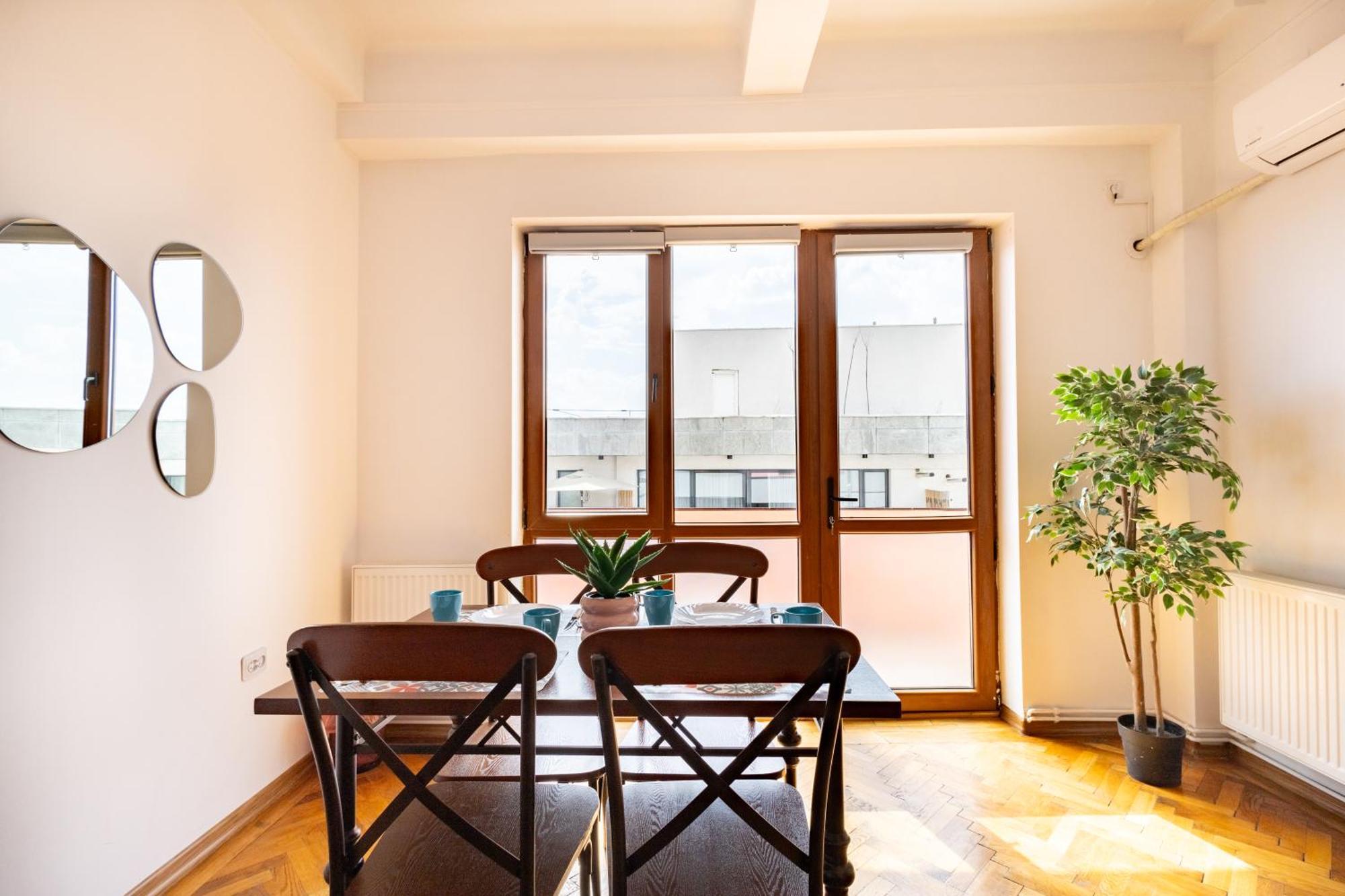 Apartment Downtown Victoria By Citybookings